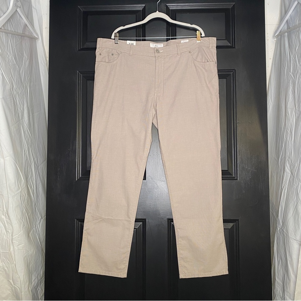Brax Khaki Cooper Fancy Jean-Like Pants in Sand Colorway NWT Size 44/32